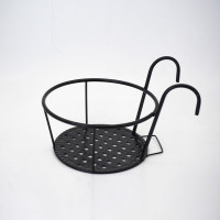 Giỏ sắt màu đen